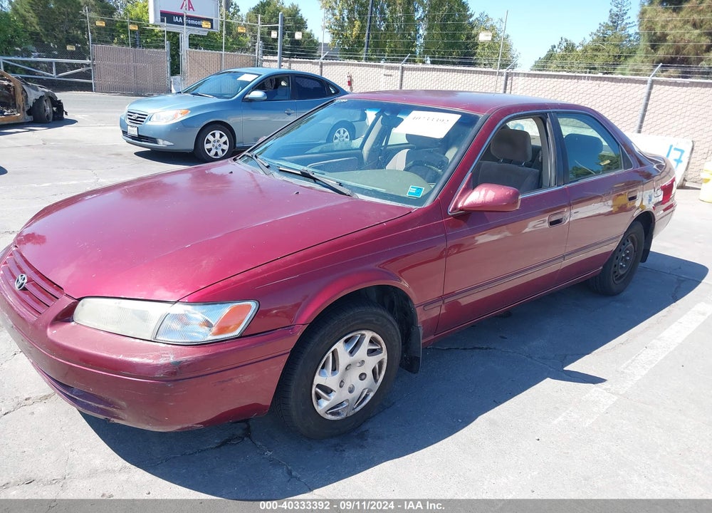 1999 TOYOTA CAMRY LE VIN: JT2BG22K8X0272670