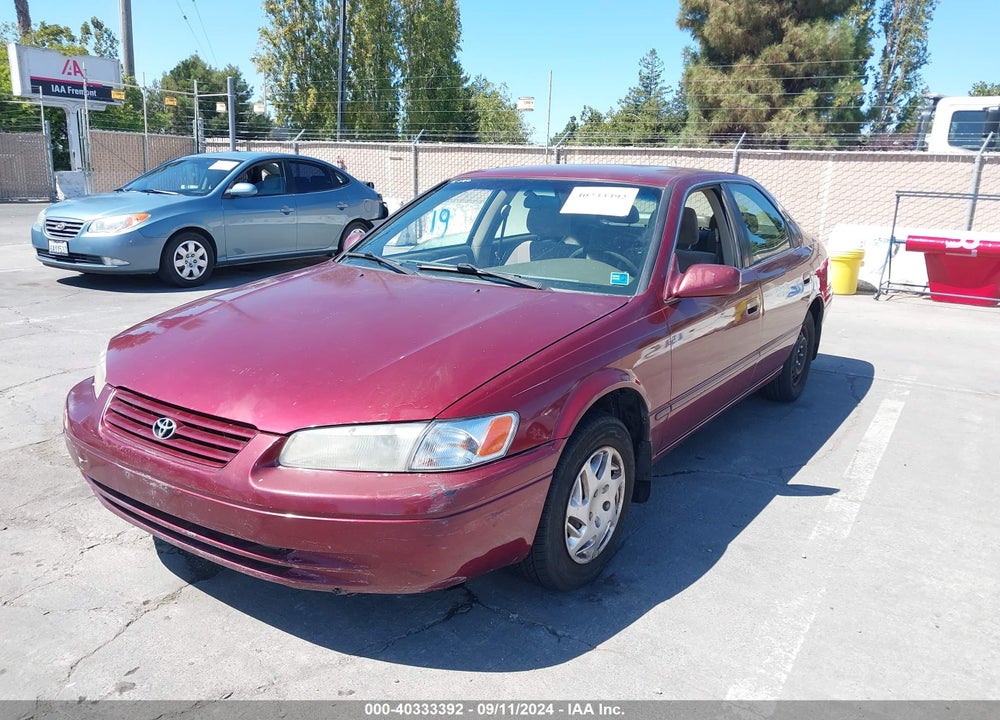 1999 TOYOTA CAMRY LE VIN: JT2BG22K8X0272670