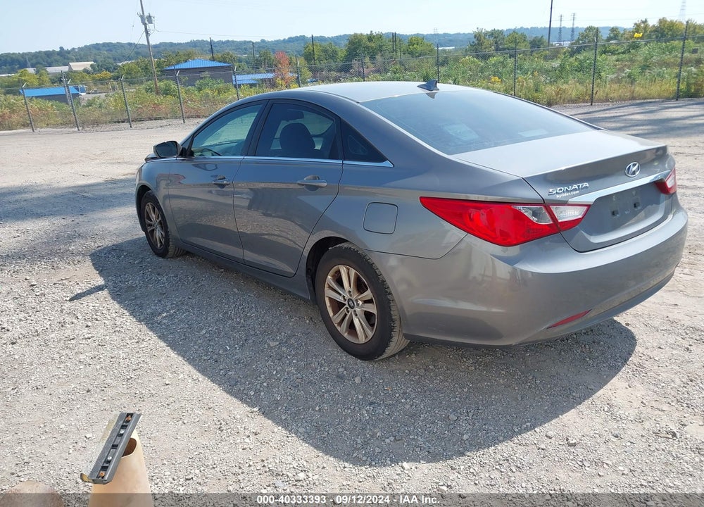 2013 HYUNDAI SONATA GLS VIN: 5NPEB4AC2DH803983