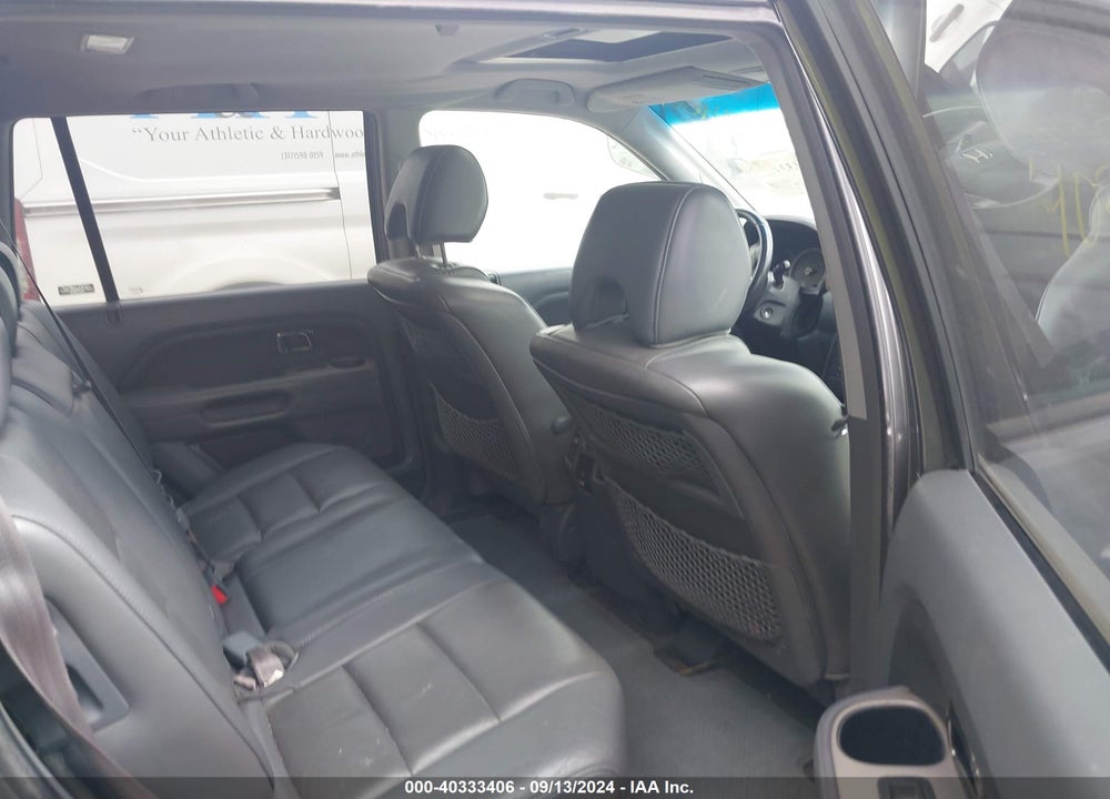 2007 HONDA PILOT EX-L VIN: 5FNYF18547B028614