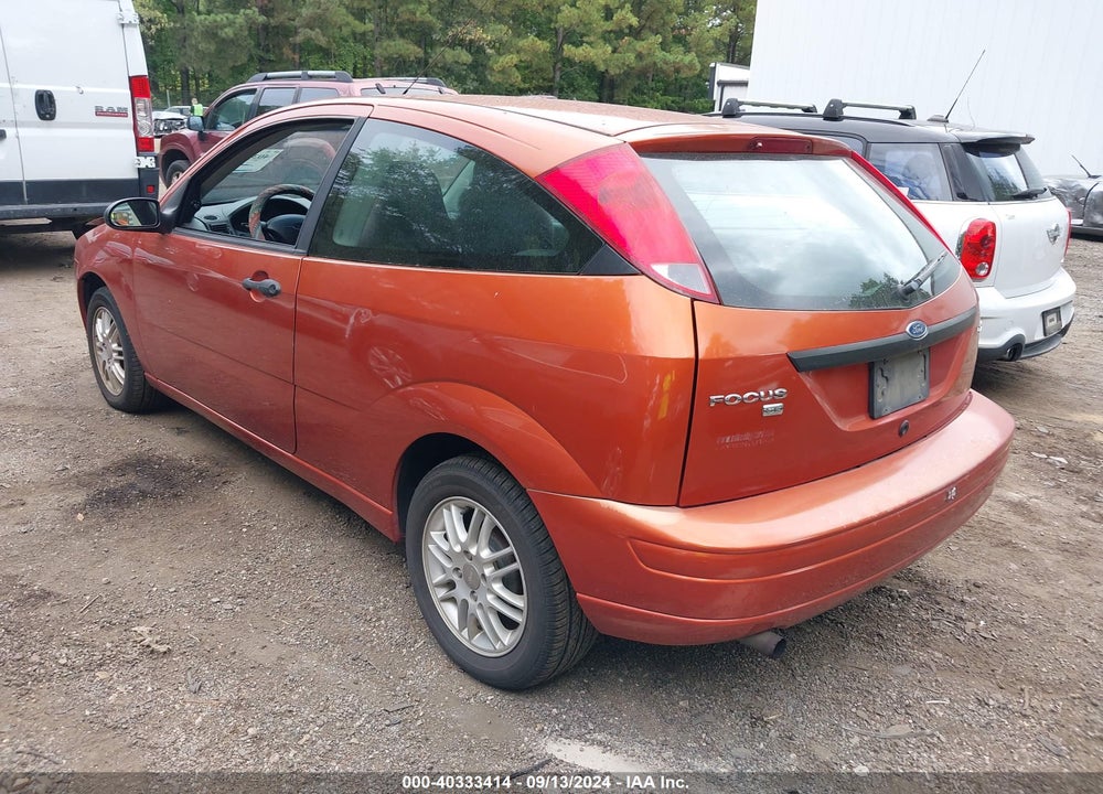 2005 FORD FOCUS ZX3 VIN: 3FAFP31N45R105767