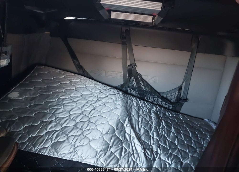 2019 FREIGHTLINER NEW CASCADIA 126 VIN: 1FUJHHDR1KLKU9390