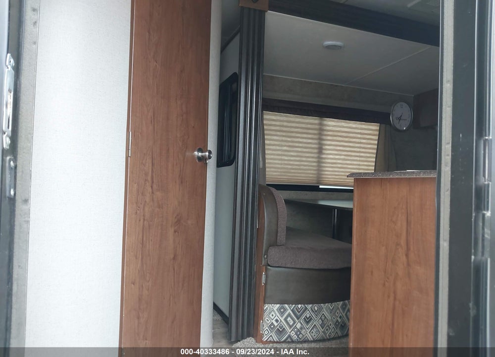 2016 COACHMEN BY FOREST R FREEDOM EXPRESS SERI VIN: 5ZT2FEPB3GA020855