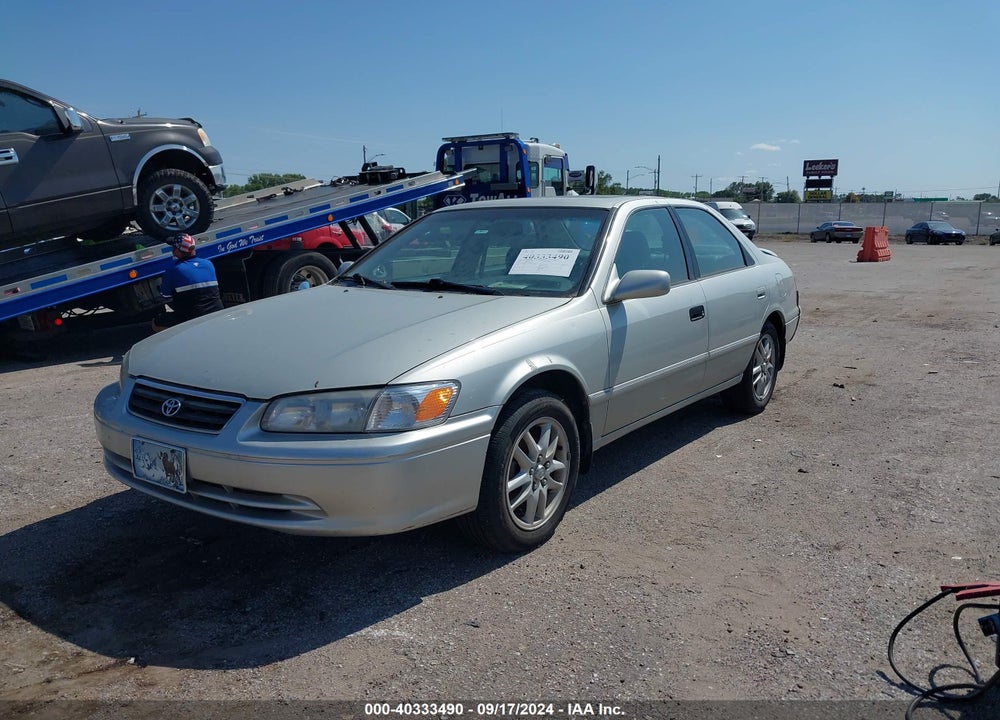 2001 TOYOTA CAMRY XLE V6 VIN: 4T1BF28K11U116063