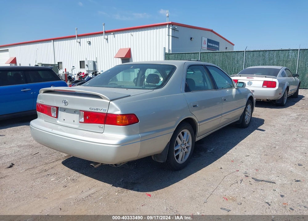 2001 TOYOTA CAMRY XLE V6 VIN: 4T1BF28K11U116063