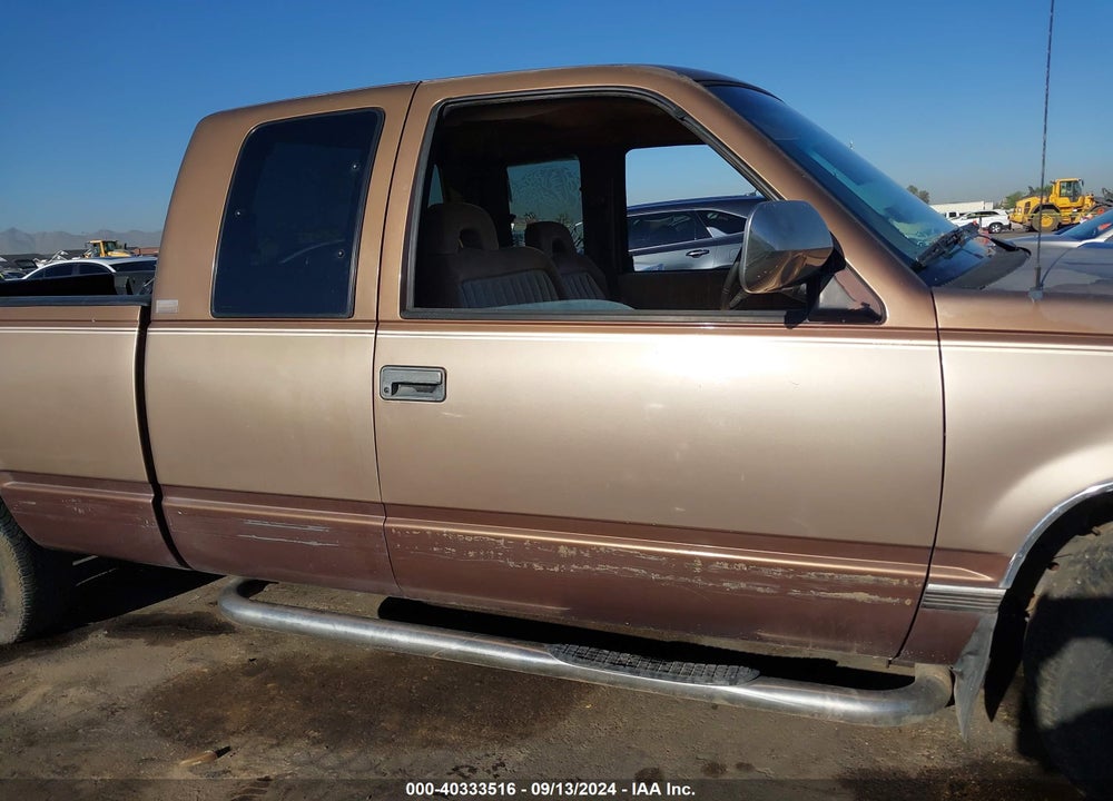 1994 CHEVROLET GMT-400 C1500 VIN: 2GCEC19K5R1244316