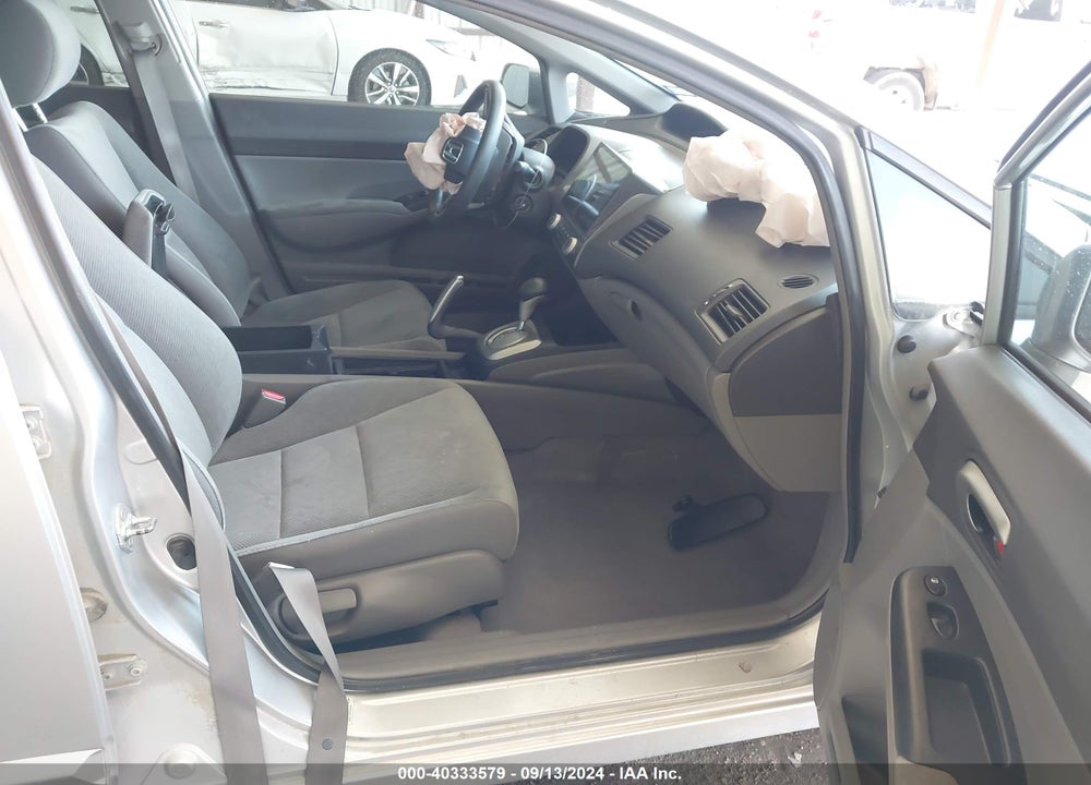 2009 HONDA CIVIC LX VIN: 19XFA165X9E042275