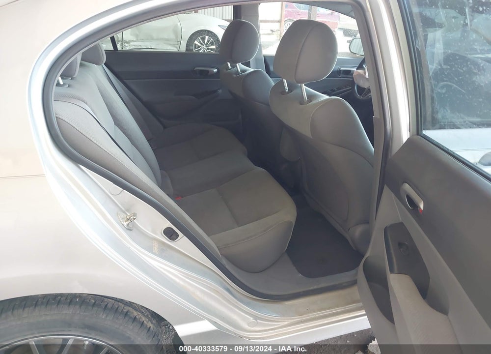 2009 HONDA CIVIC LX VIN: 19XFA165X9E042275