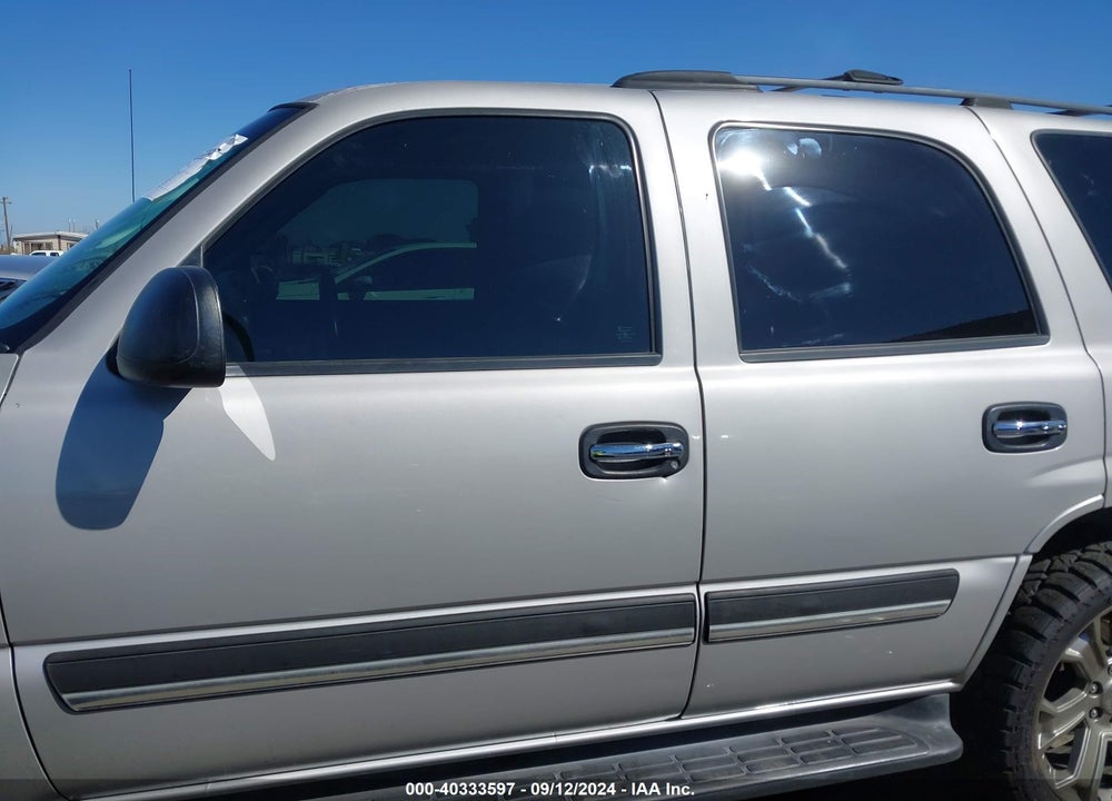 2004 CHEVROLET TAHOE LS VIN: 1GNEC13T24J224189