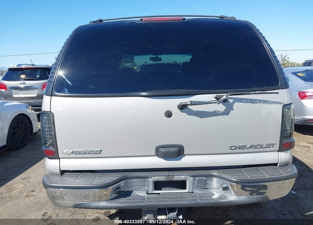 2004 CHEVROLET TAHOE LS VIN: 1GNEC13T24J224189