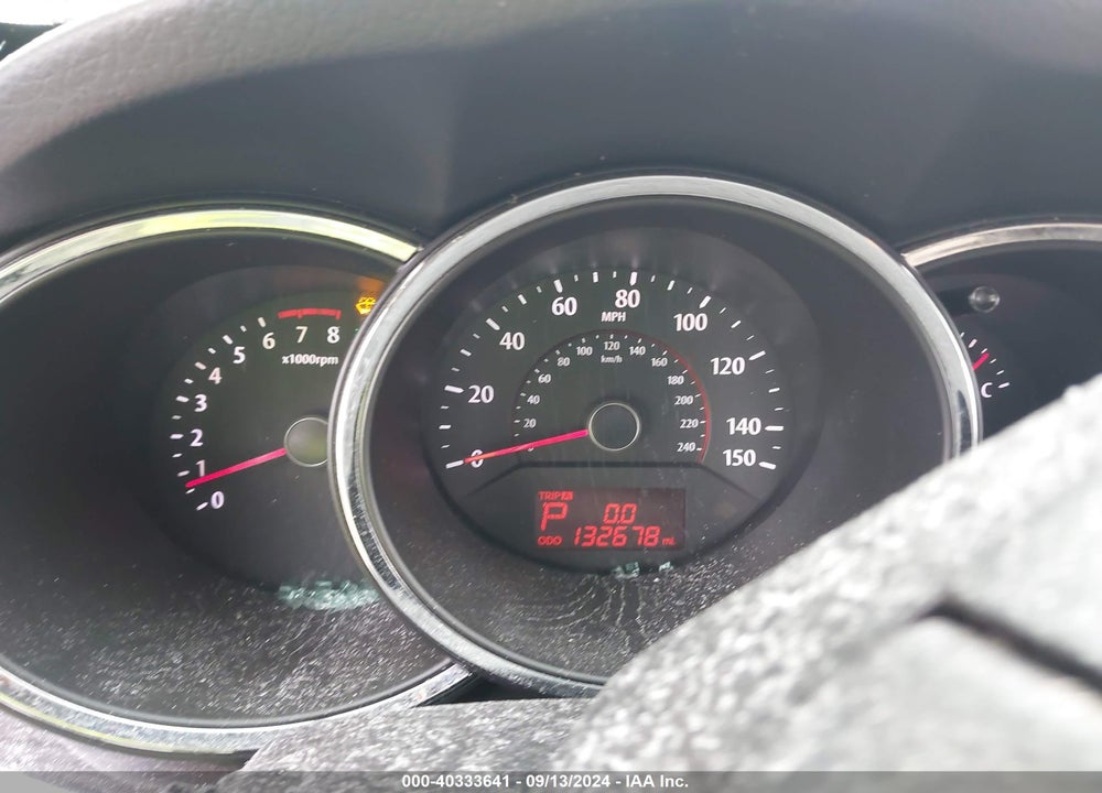 2012 KIA SORENTO LX VIN: 5XYKT3A69CG201172