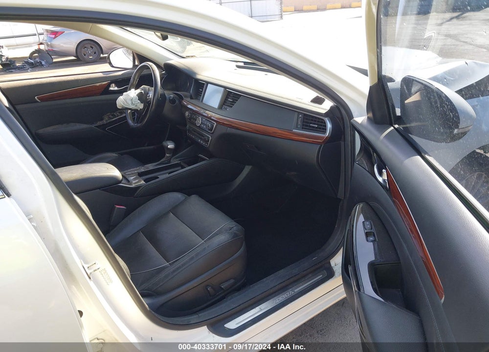 2017 KIA CADENZA PREMIUM VIN: KNALC4J13H5057257