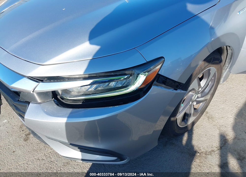 2019 HONDA INSIGHT LX VIN: 19XZE4F19KE009161