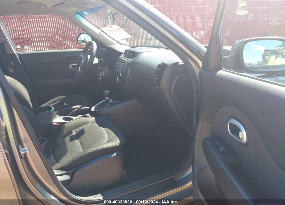 2017 KIA SOUL VIN: KNDJP3A55H7428175