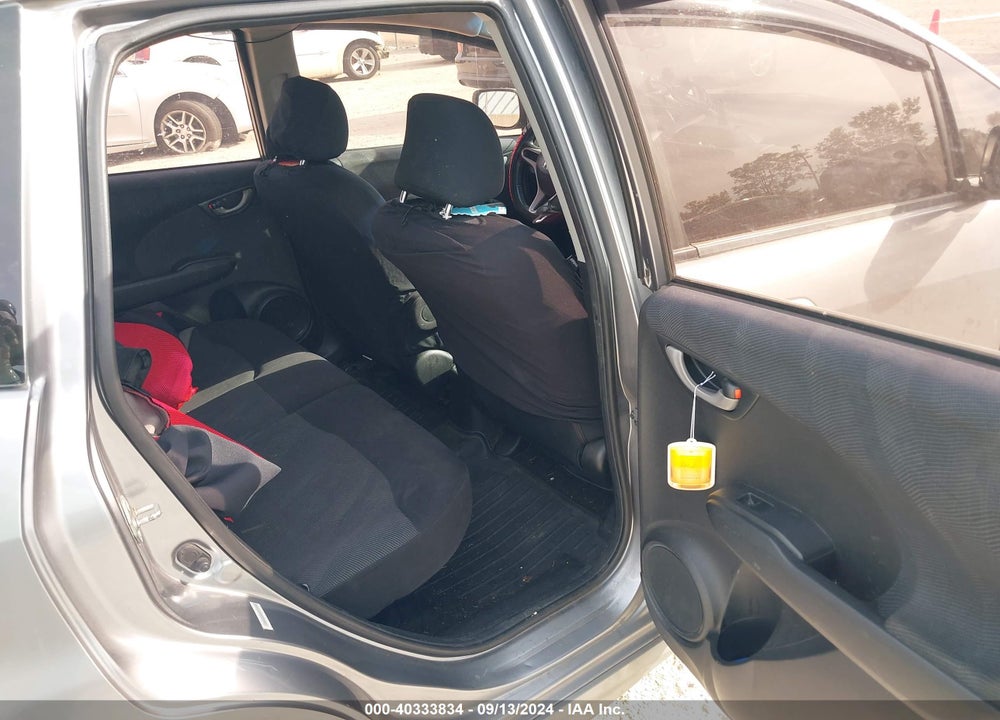 2010 HONDA FIT SPORT VIN: JHMGE8H46AC007054