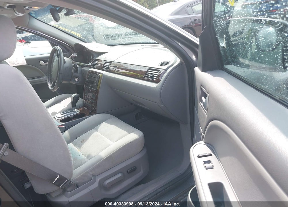 2005 FORD FIVE HUNDRED SEL VIN: 1FAFP24135G155280