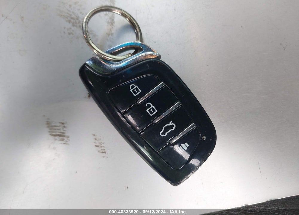 2016 HYUNDAI ELANTRA LIMITED VIN: KMHDH4AE4GU606315