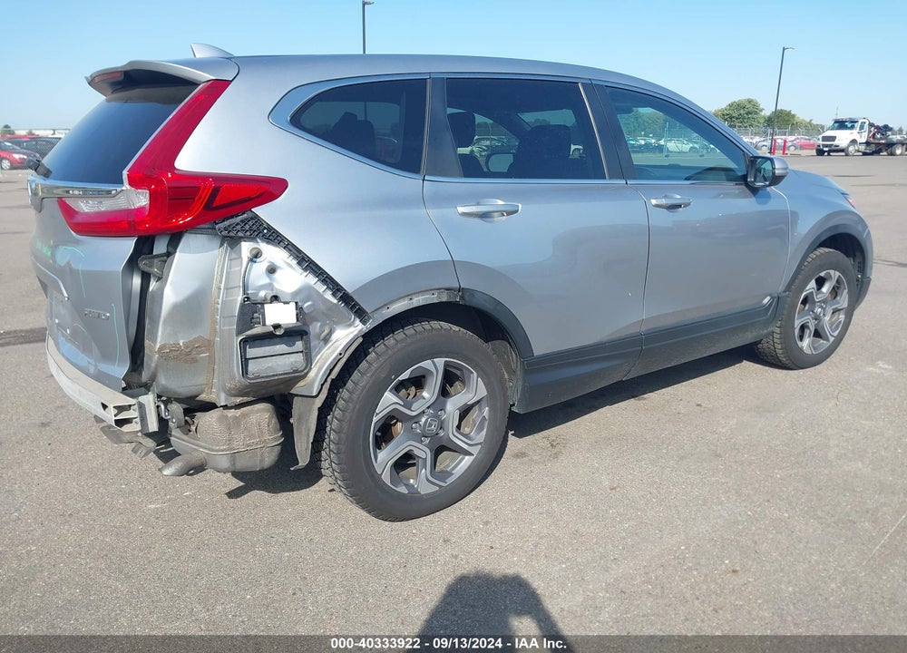 2018 HONDA CR-V EX VIN: 7FARW2H50JE041852