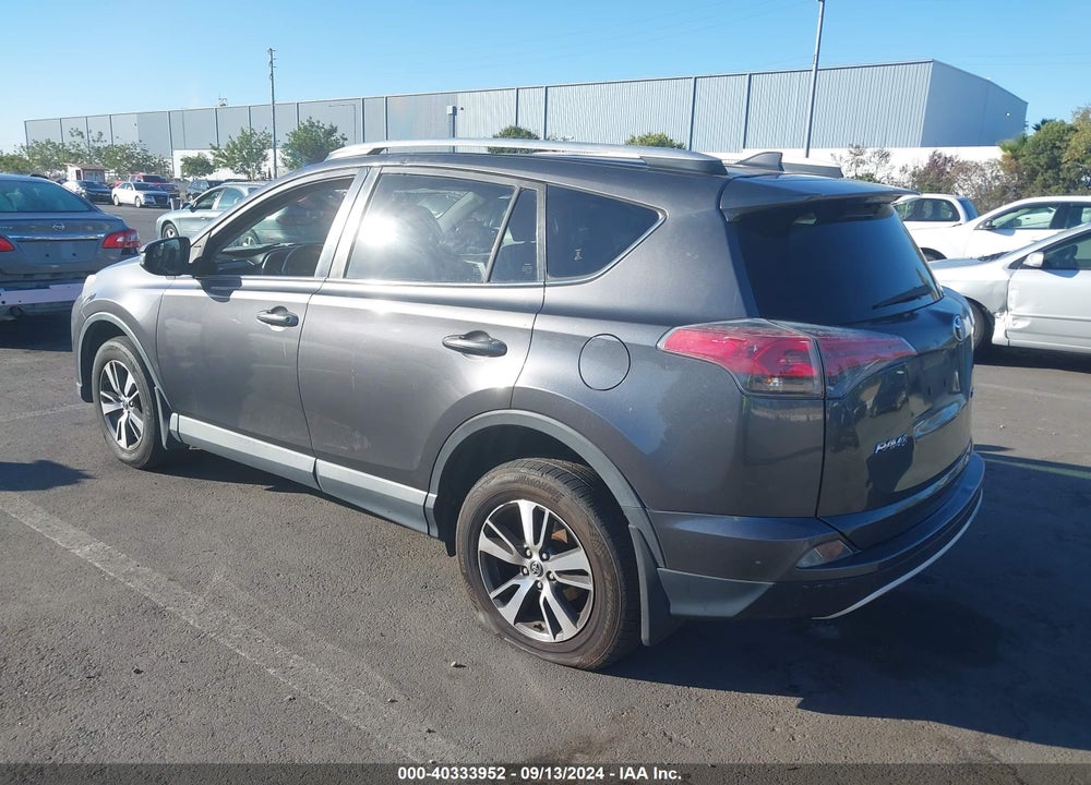 2016 TOYOTA RAV4 XLE VIN: JTMWFREV5GJ096679