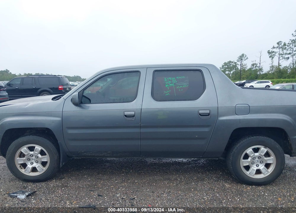 2011 HONDA RIDGELINE RTS VIN: 5FPYK1F45BB009933