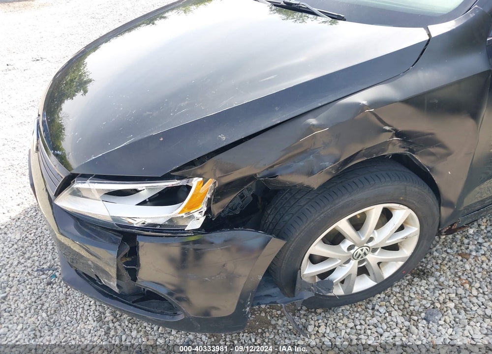 2011 VOLKSWAGEN JETTA 2.5L SE VIN: 3VWDX7AJ1BM346598