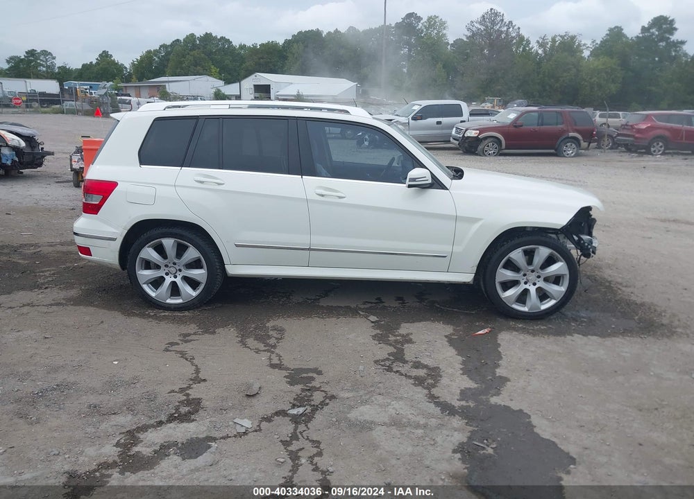 2011 MERCEDES-BENZ GLK 350 4MATIC VIN: WDCGG8HB4BF671437