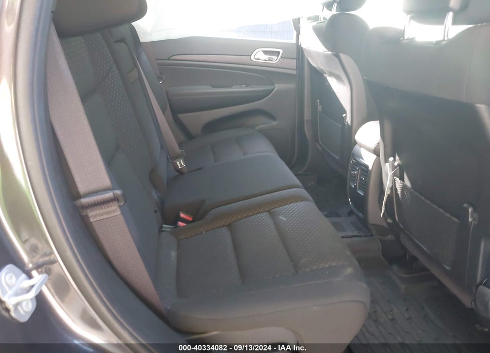 2021 JEEP GRAND CHEROKEE LAREDO E 4X4 VIN: 1C4RJFAG2MC592525