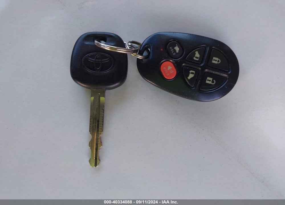 2006 TOYOTA SIENNA XLE LIMITED VIN: 5TDBA22C36S076844
