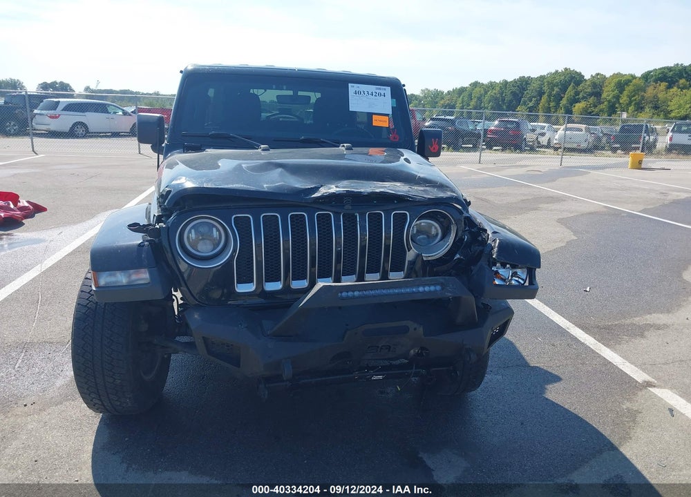 2018 JEEP WRANGLER UNLIMITED SAHARA VIN: 1C4HJXEG5JW130465