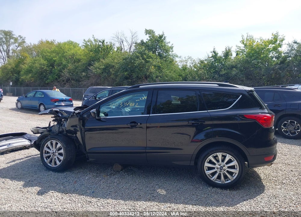 2019 FORD ESCAPE SEL VIN: 1FMCU9HD6KUA81378