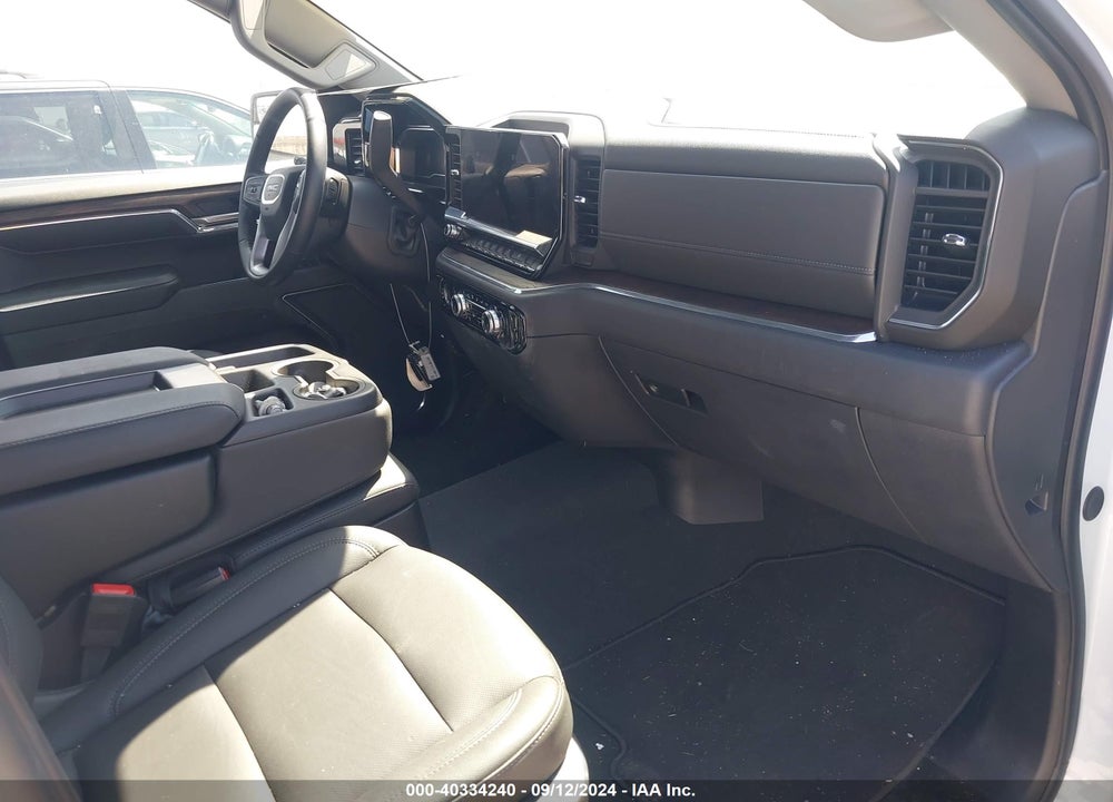 2024 GMC SIERRA 1500 4WD SHORT BOX SLT VIN: 3GTUUDED2RG271062