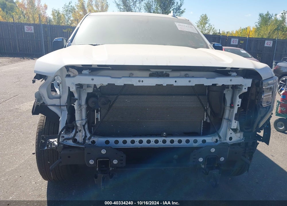 2024 GMC SIERRA 1500 4WD SHORT BOX SLT VIN: 3GTUUDED2RG271062