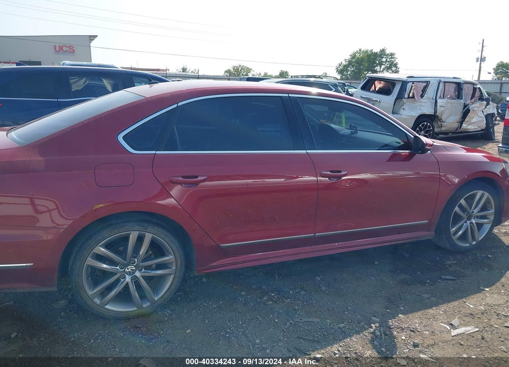 2016 VOLKSWAGEN PASSAT 1.8T R-LINE VIN: 1VWAT7A32GC053835