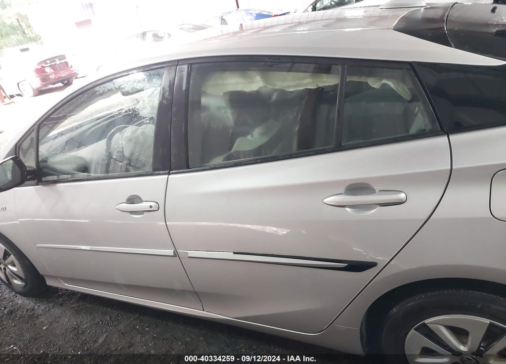 2018 TOYOTA PRIUS FOUR VIN: JTDKARFU0J3553283