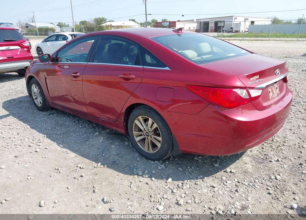 2013 HYUNDAI SONATA GLS VIN: 5NPEB4AC6DH555589