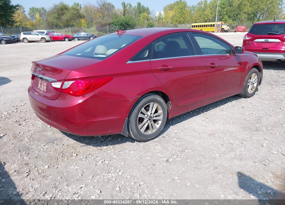 2013 HYUNDAI SONATA GLS VIN: 5NPEB4AC6DH555589