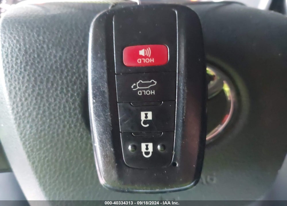 2022 TOYOTA HIGHLANDER XLE VIN: 5TDGZRAH8NS119173