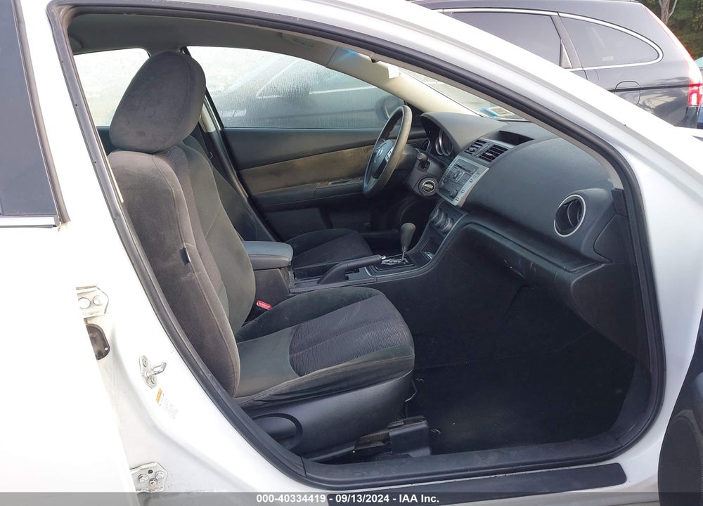 2009 MAZDA 6 I SPORT VIN: 1YVHP81A795M37413