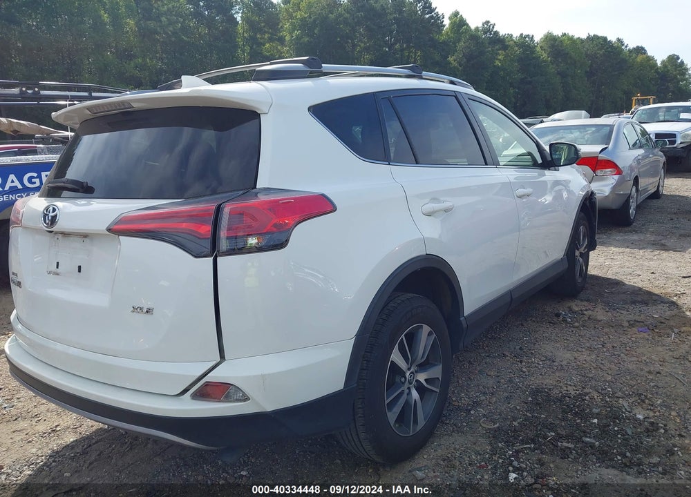 2018 TOYOTA RAV4 XLE VIN: JTMWFREVXJJ187695