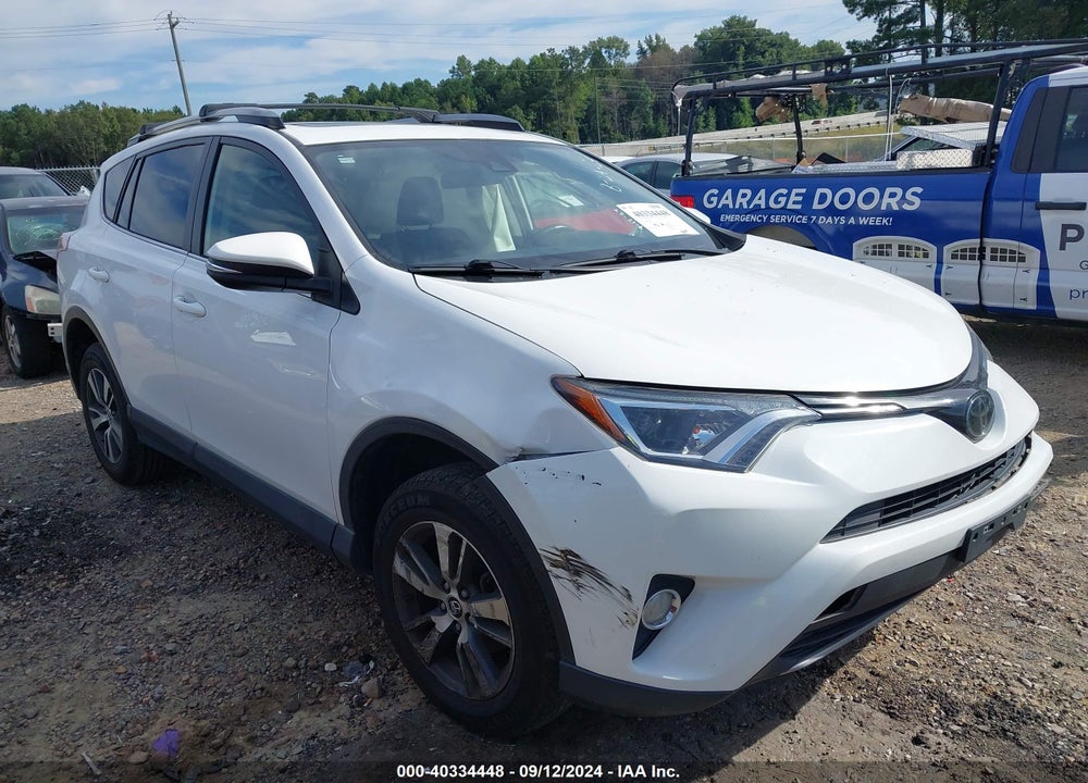2018 TOYOTA RAV4 XLE VIN: JTMWFREVXJJ187695