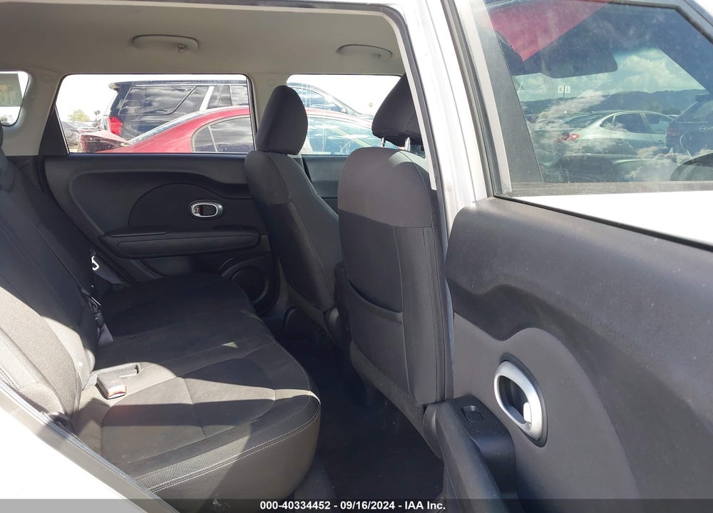 2014 KIA SOUL VIN: KNDJN2A21E7724375