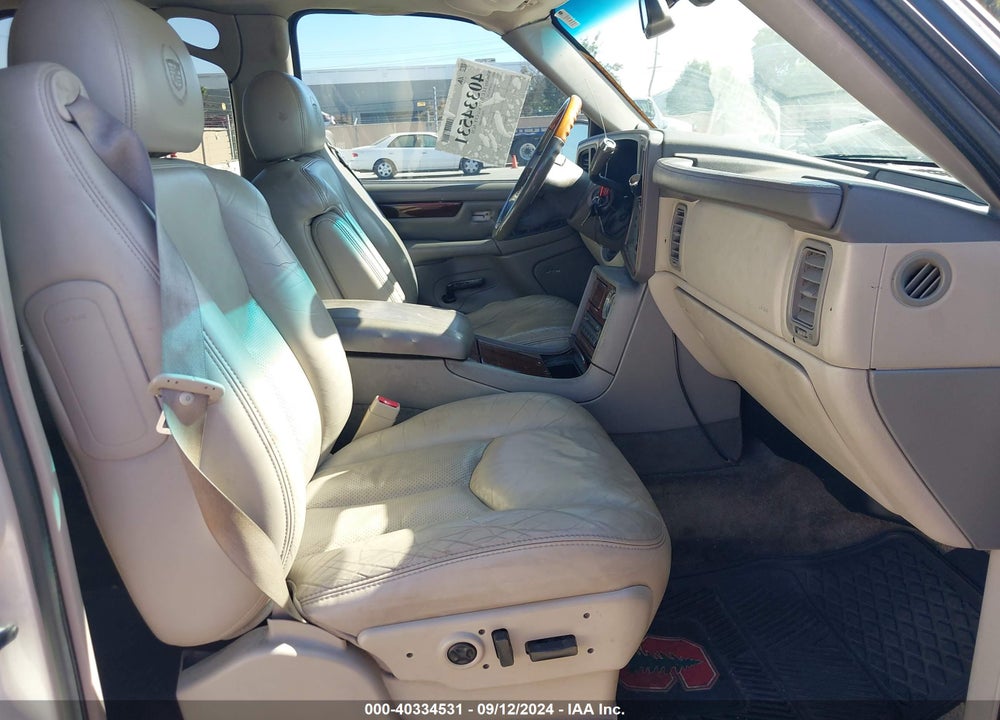 2003 CADILLAC ESCALADE STANDARD VIN: 1GYEK63N33R164086