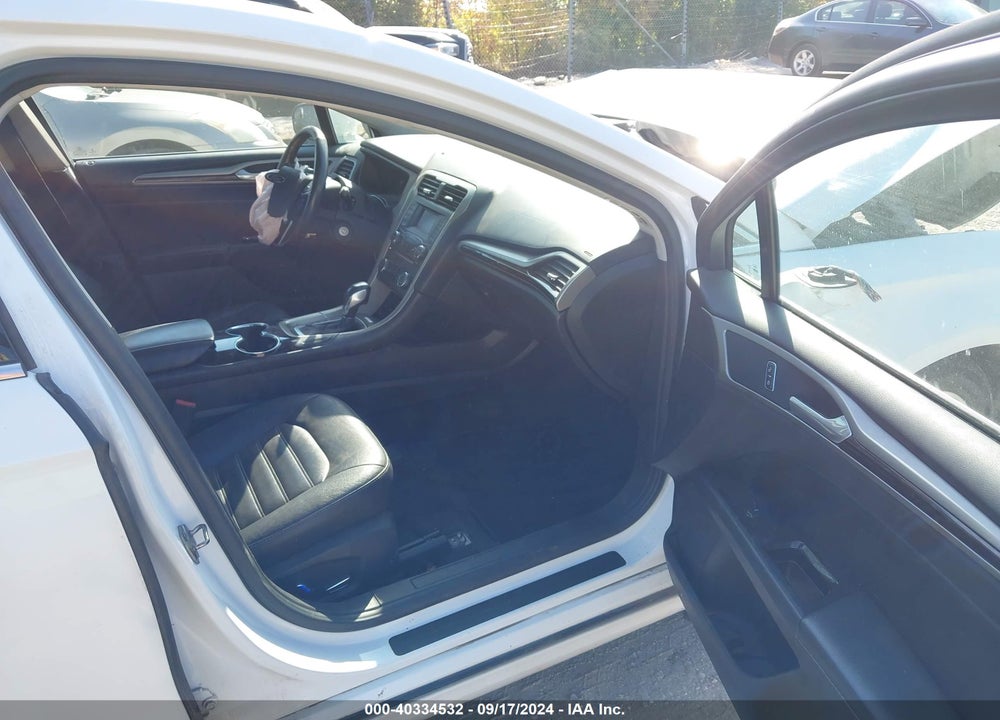 2016 FORD FUSION SE VIN: 3FA6P0HD9GR261284