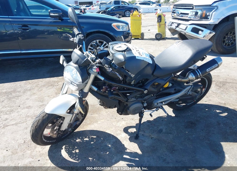 2009 DUCATI MONSTER 696 VIN: ZDM1RADNX9B010529
