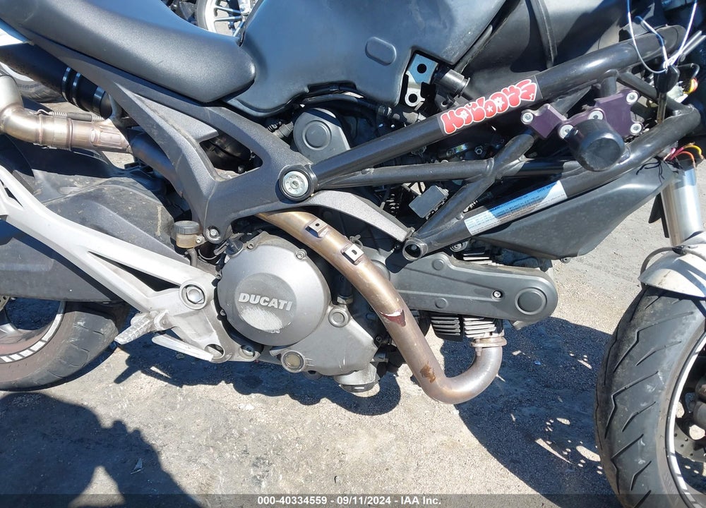 2009 DUCATI MONSTER 696 VIN: ZDM1RADNX9B010529