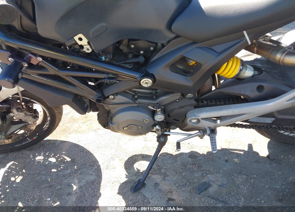 2009 DUCATI MONSTER 696 VIN: ZDM1RADNX9B010529