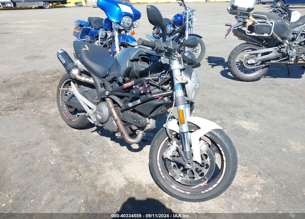 2009 DUCATI MONSTER 696 VIN: ZDM1RADNX9B010529