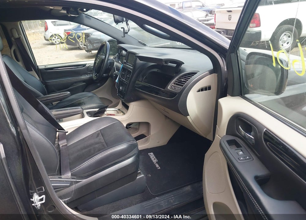 2017 DODGE GRAND CARAVAN SXT VIN: 2C4RDGCG9HR612129