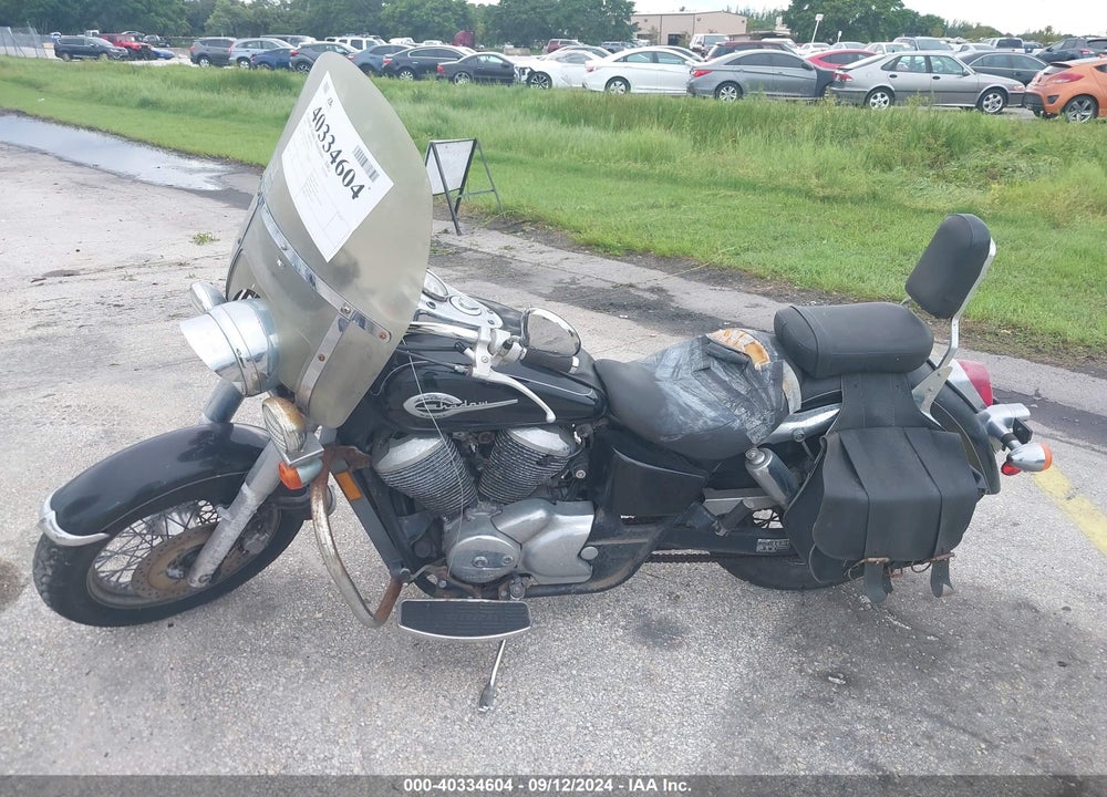 2002 HONDA VT750 CDB VIN: JH2RC44J12M010225