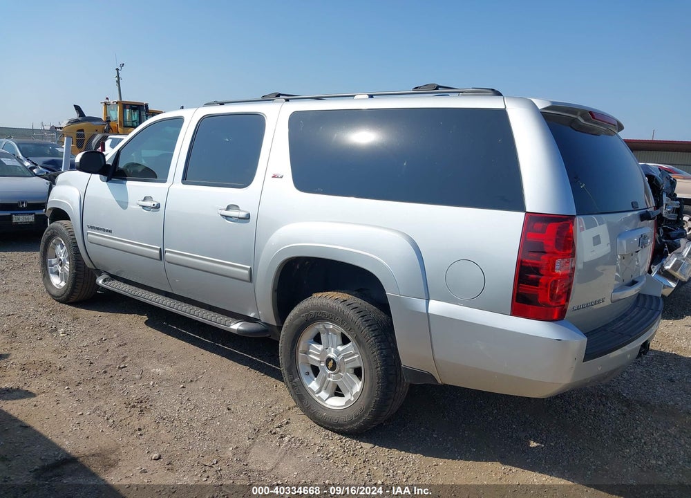 2013 CHEVROLET SUBURBAN 1500 LT VIN: 1GNSCJE03DR183577